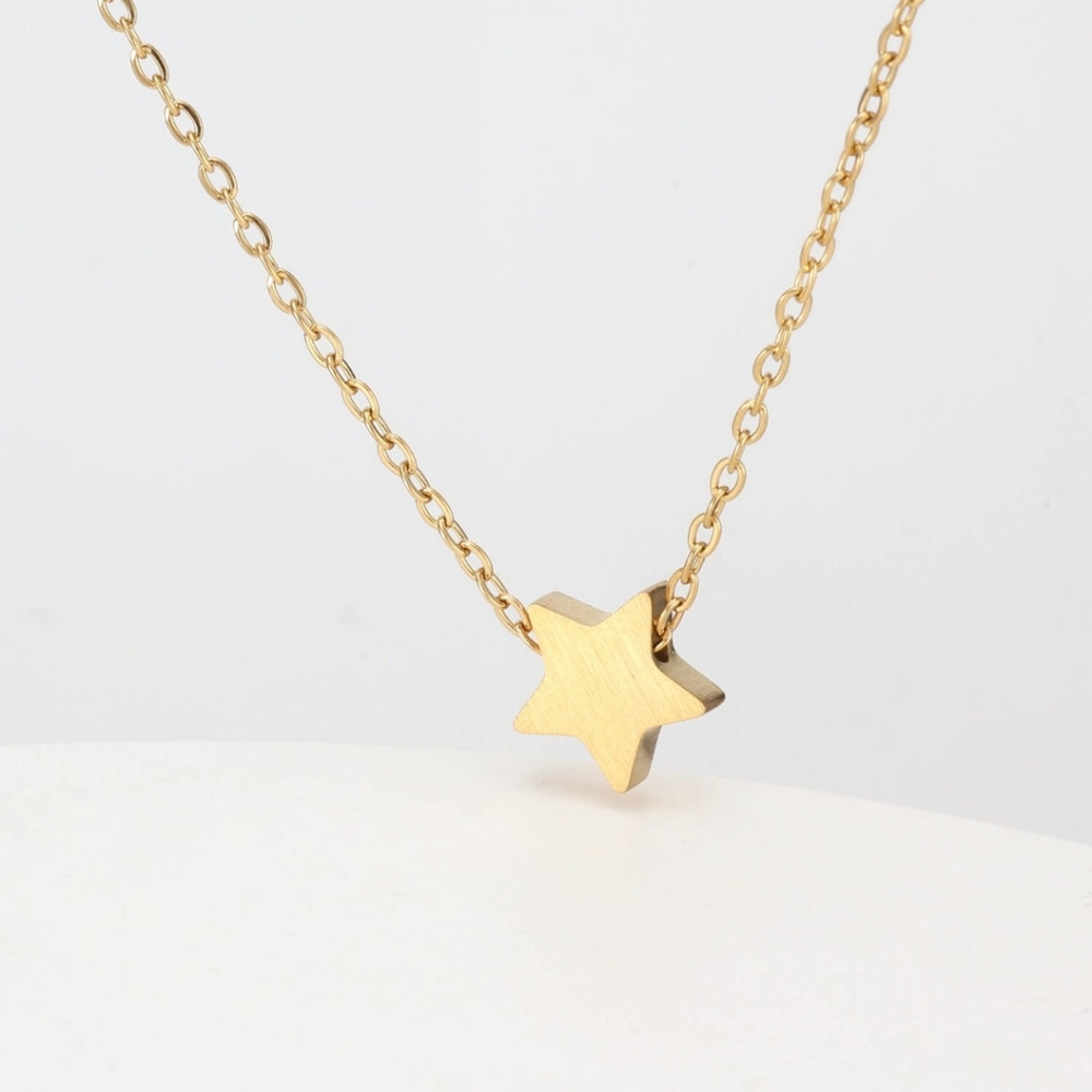 Zudo Simple Star Necklace Gold Minimalist Dainty Layering NWT